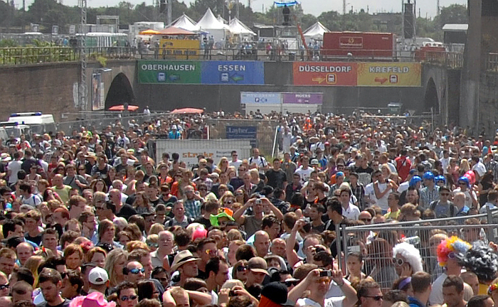 Steeds meer druk op burgemeester Duisburg