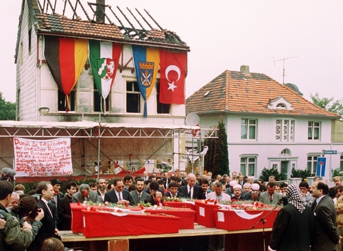 Rechts-radicalisme en asielrecht