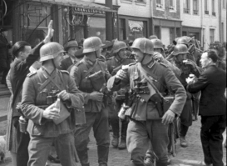 Bundesarchiv, 101I-125-0251-08A/Gutjahr